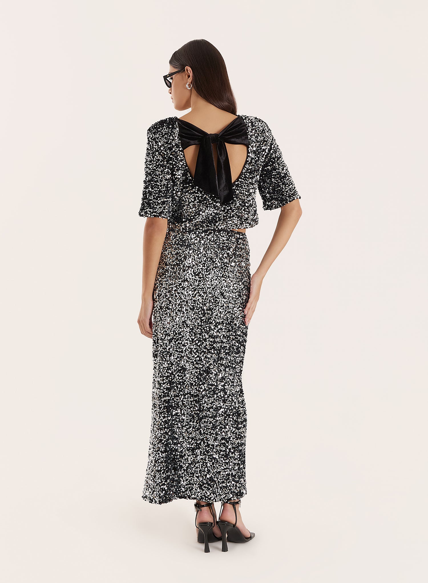 Black Sequin Boxy Crop T-shirt